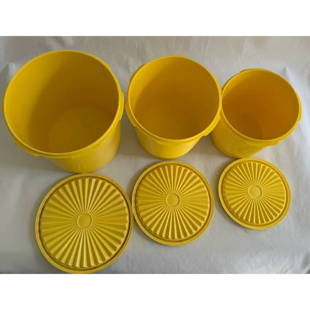 Set of 3 VINTAGE TUPPERWARE CANISTER W/LID SUNSHINE YELLOW NESTING CANISTERS